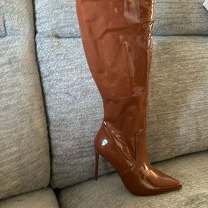 Brand new Steve Madden high heel boots